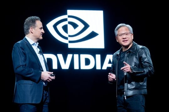 Nvidia vượt Amazon, Google