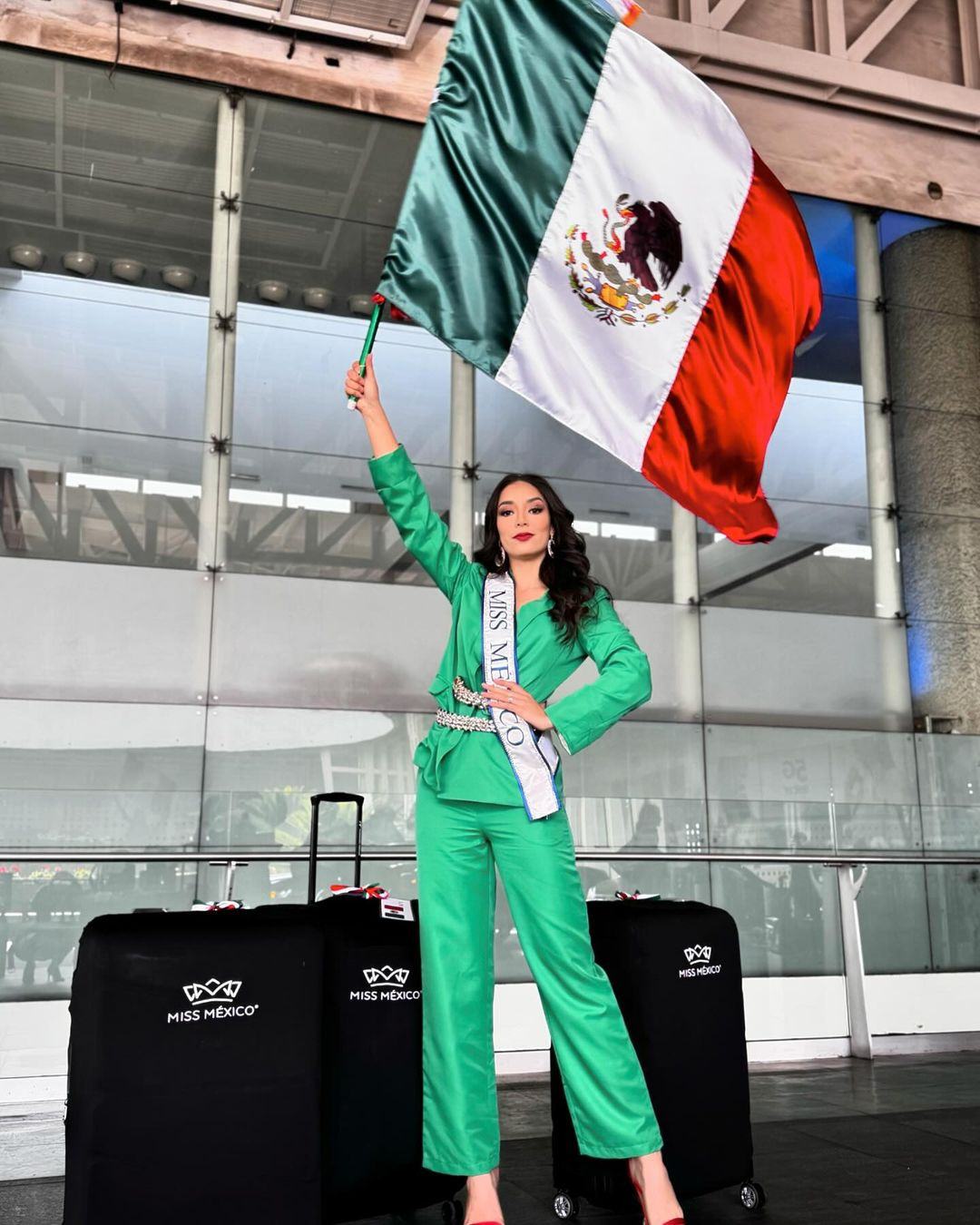 snapinstaapp 428037047 970418397747679 2615781584919853047 n 1080.jpg