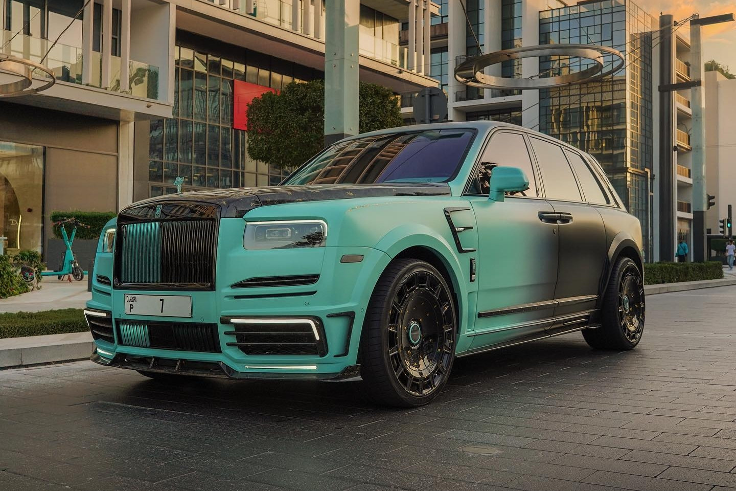 Biển số đắt nhất thế giới vừa gắn lên Rolls-Royce Culinan