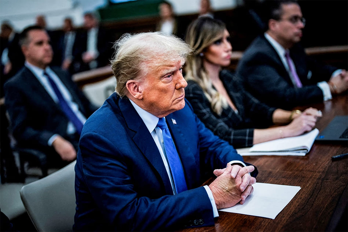 Tòa New York phạt ông Trump gần 355 triệu USD, cấm kinh doanh 3 năm