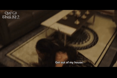 Trang Nhung bị Huy Khánh bóp cổ, tát ngã xuống sàn