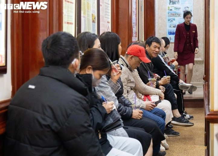 gold shops prepare for god of wealth day rush picture 4