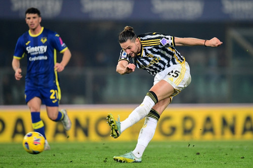 Hòa thất vọng, Juventus 'giương cờ trắng' với Inter