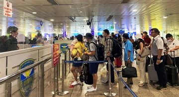 Tan Son Nhat Airport welcomes the highest number of passengers during Tet