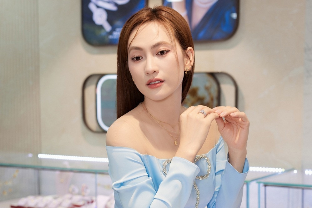 Nữ diễn viên 'đổi đời' nhờ phim Trấn Thành đi mua vàng khi 'Mai' cán mốc 350 tỷ