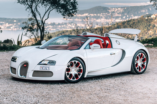 Siêu xe Bugatti Veyron phiên bản Rồng độc nhất thế giới giá hơn 1,7 triệu USD