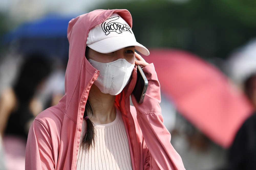 Thời tiết Hà Nội 3 ngày tới: Nắng như đầu mùa hè, nhiệt đến 33 độ