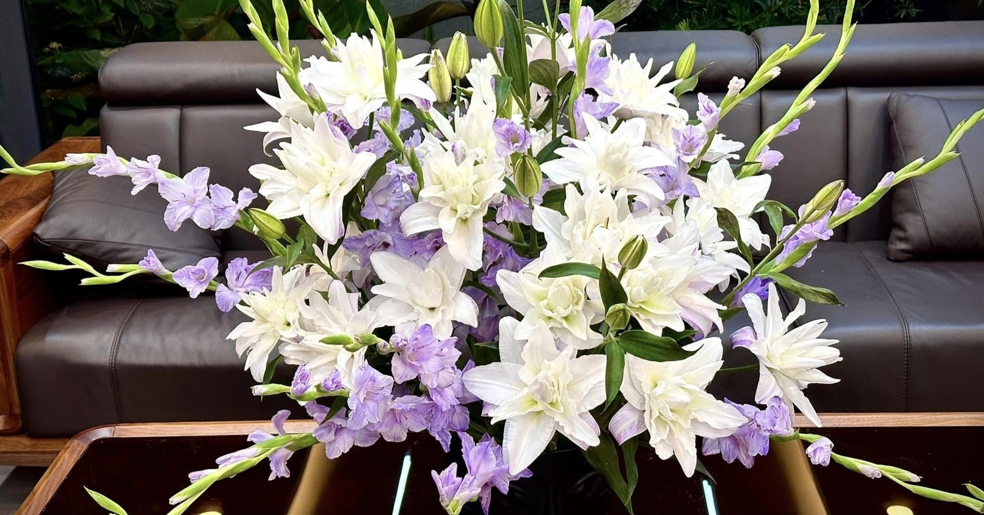 View - Cách cắm hoa lay ơn bền đẹp, 'bung lụa' tận ngọn đón Tết âm của 8X Hải Phòng