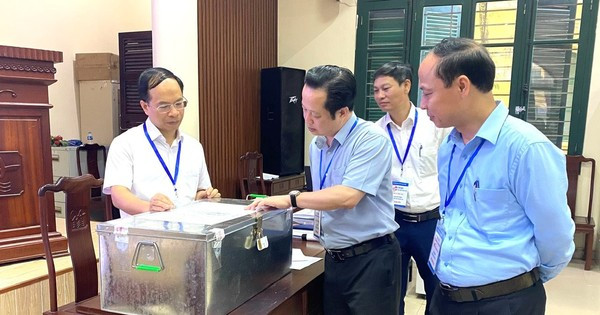 Hà Nội sẽ kiểm tra công tác bổ nhiệm cán bộ, chế độ lương thưởng của giáo viên