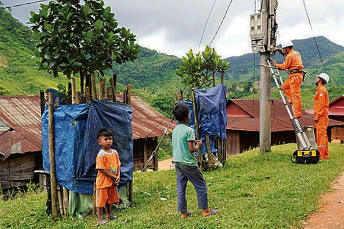 Thôn, bản miền núi Quảng Trị đổi thay từng ngày nhờ có điện lưới