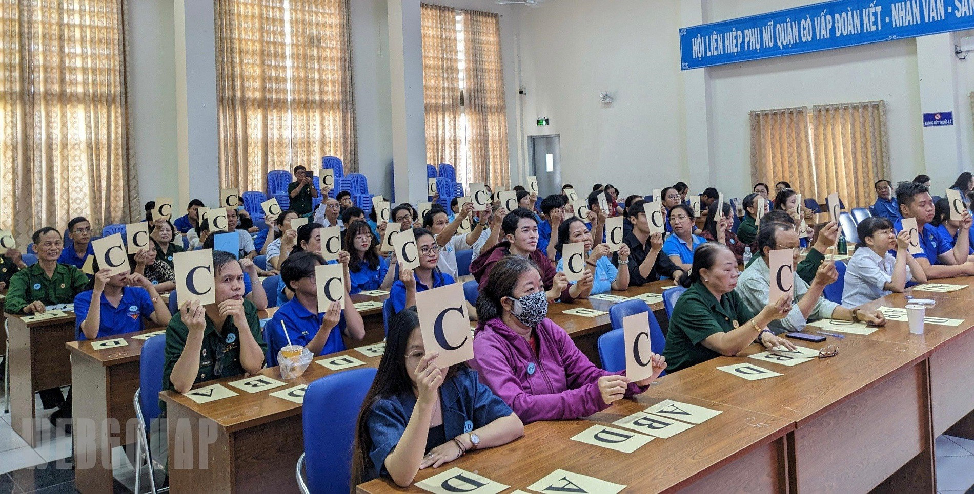 rung chuong vang.jpg