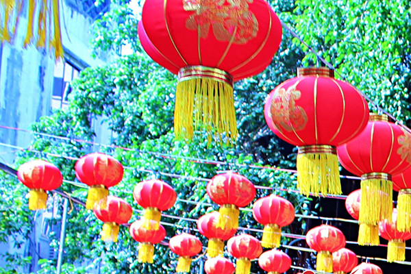 Tết Nguyên Tiêu trong Tiếng Trung và Tiếng Anh: Cách Gọi và Ý Nghĩa Văn Hóa