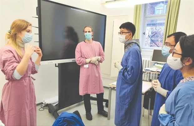 Int’l cooperation stimulates growth for HCM City’s health sector hinh anh 1