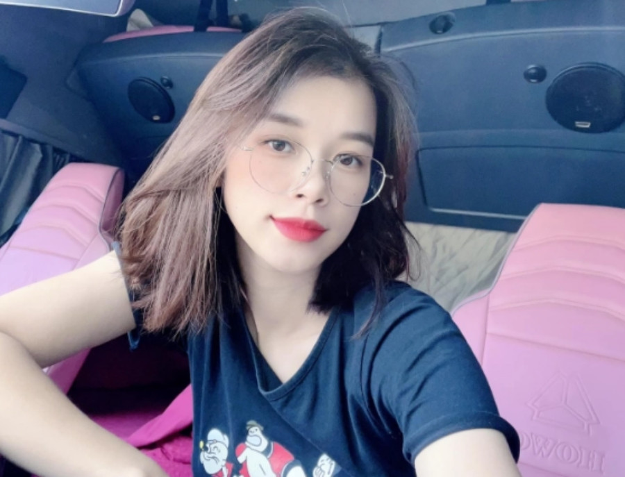 anh 10 nu tai xe lai xe tai.jpg