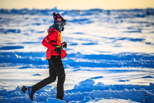 Mẹ đơn thân Sài Gòn chinh phục 42km marathon ở Bắc Cực, chi phí 1,5 tỷ đồng
