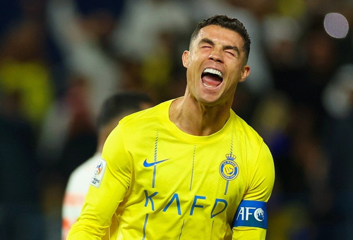 Ronaldo đưa Al Nassr vào tứ kết Cúp C1 châu Á