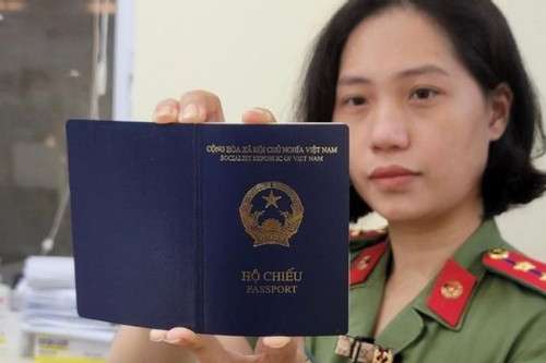 Vietnamese passport drops in 2024 Henley global rankings
