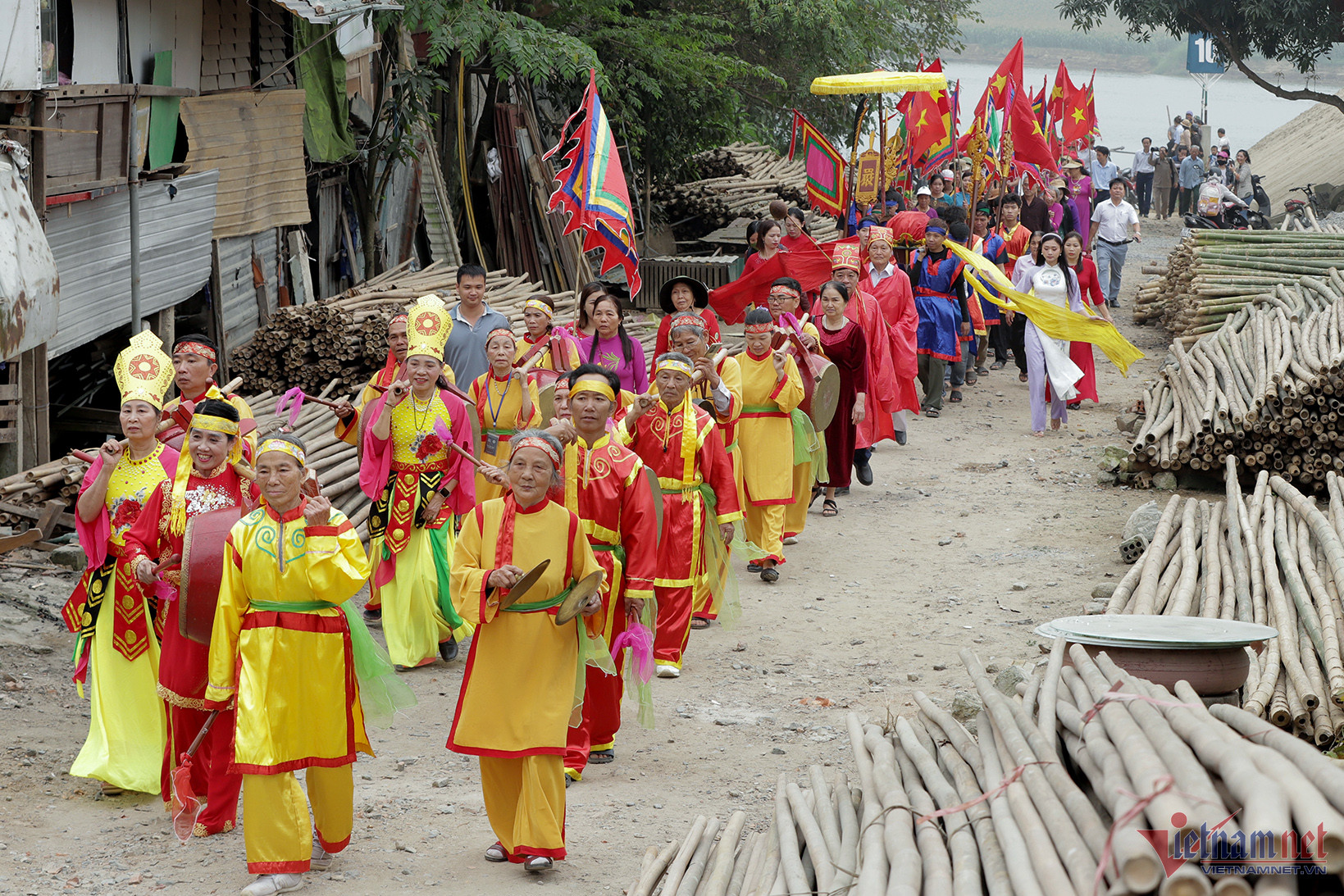 w ruoc nuoc 9 1 666.jpg