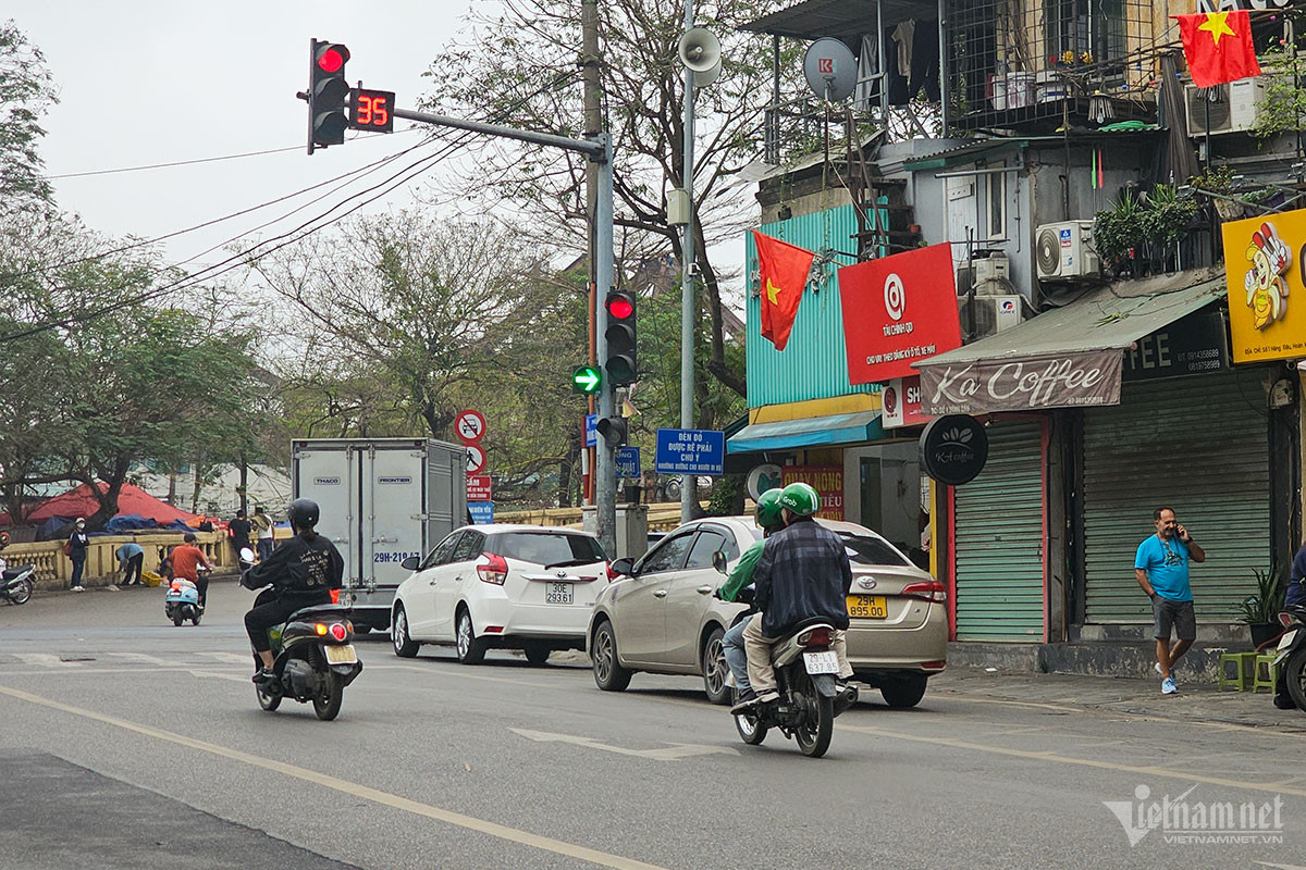 W-tinh-huong-giao-thong-1.jpg