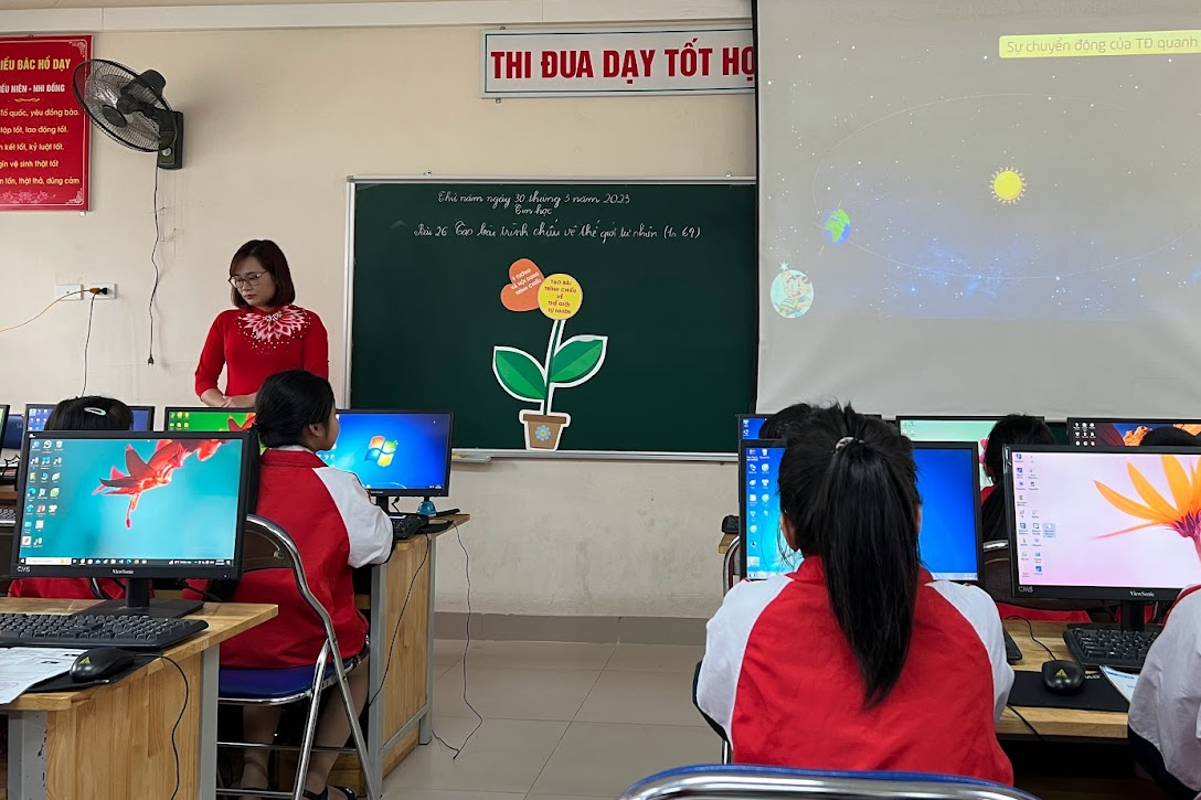 Đổi mới phương thức truyền thông pháp luật trong trường học