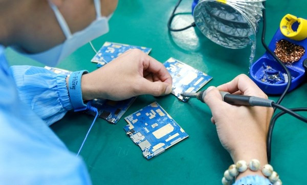 Efforts needed to address human resources shortage for semiconductor industry
