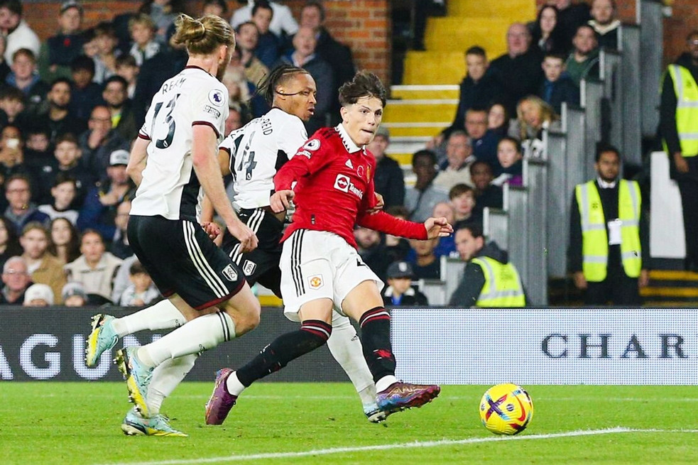 MU vs Fulham: Quỷ đỏ thừa thắng xông lên