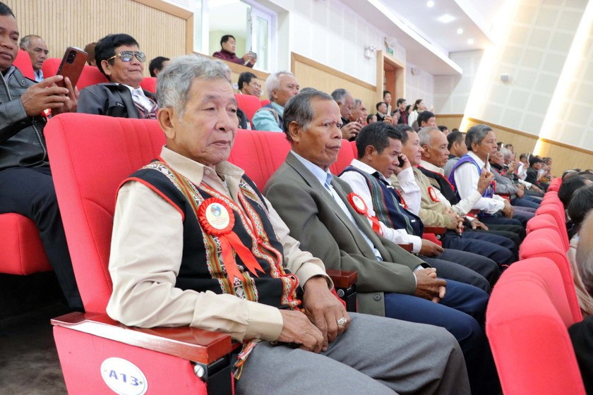 nguoi co uy tin.jpg