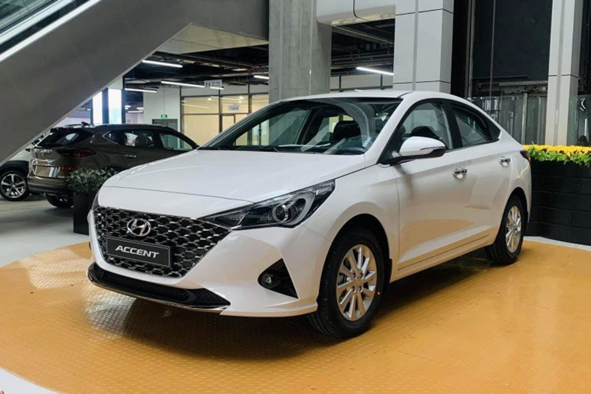 Đầu năm, Hyundai Accent đắt hàng hơn Toyota Vios dù doanh số đều rớt thảm