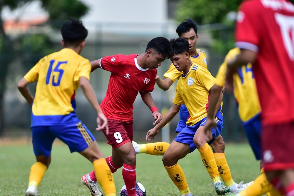 VCK U19 Quốc gia: PVF tiếp tục thắng