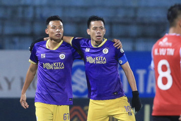 Văn Quyết tỏa sáng ở Hà Nội FC, nói gì đường trở lại tuyển Việt Nam