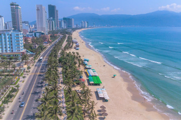 Ngắm bãi biển nổi tiếng ở Đà Nẵng lọt top đẹp nhất châu Á