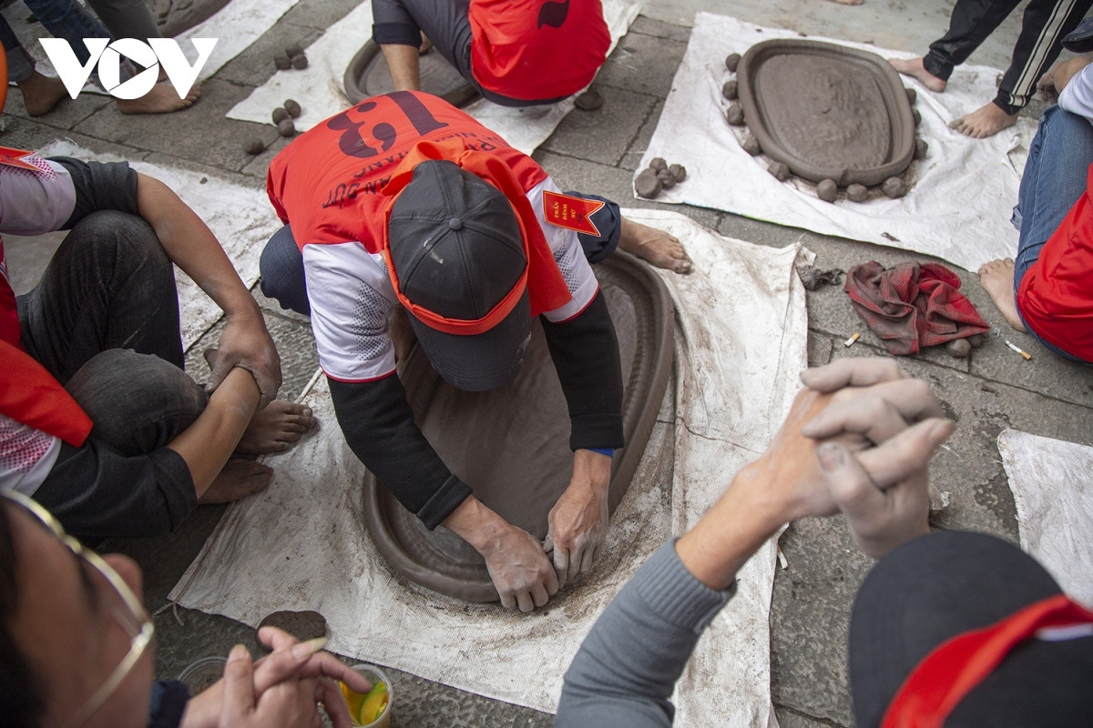 over 200 makers join unique clay firecracker festival in hai duong picture 5