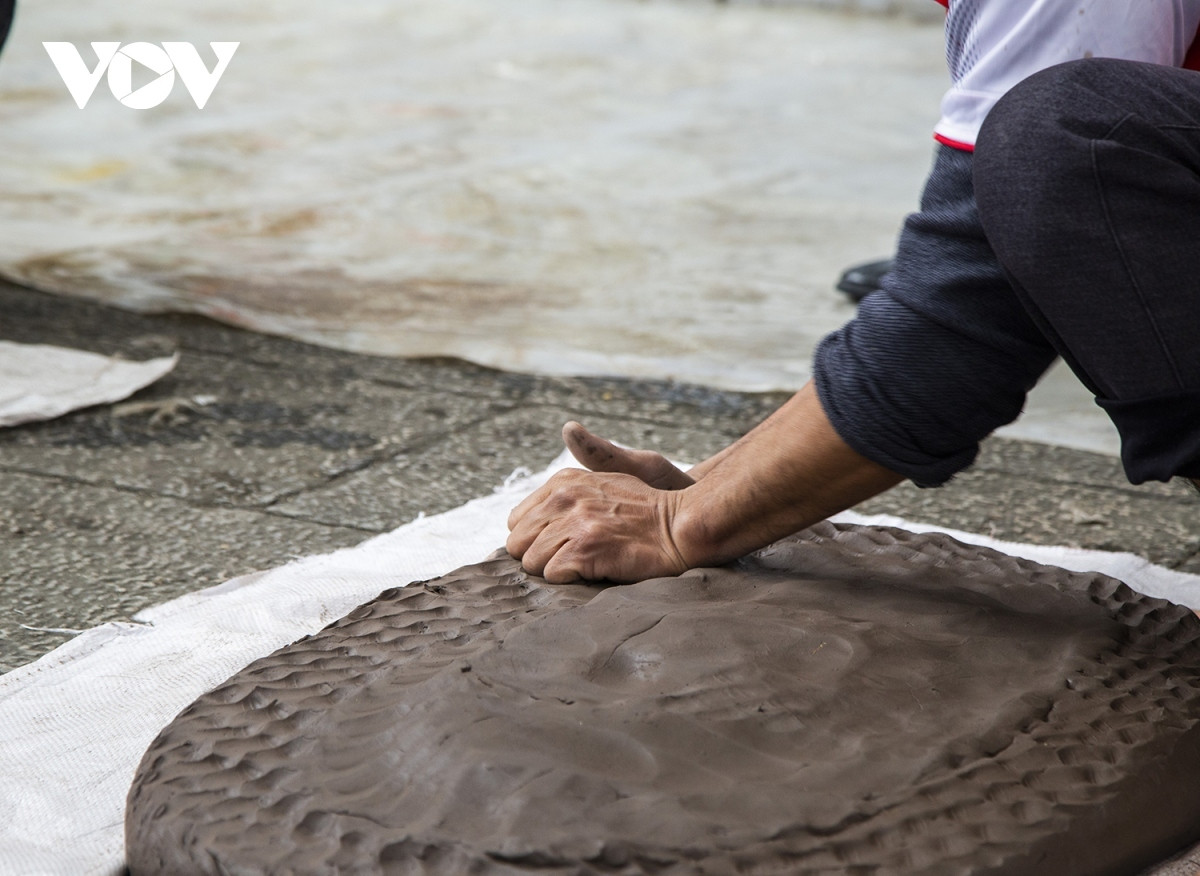 over 200 makers join unique clay firecracker festival in hai duong picture 6