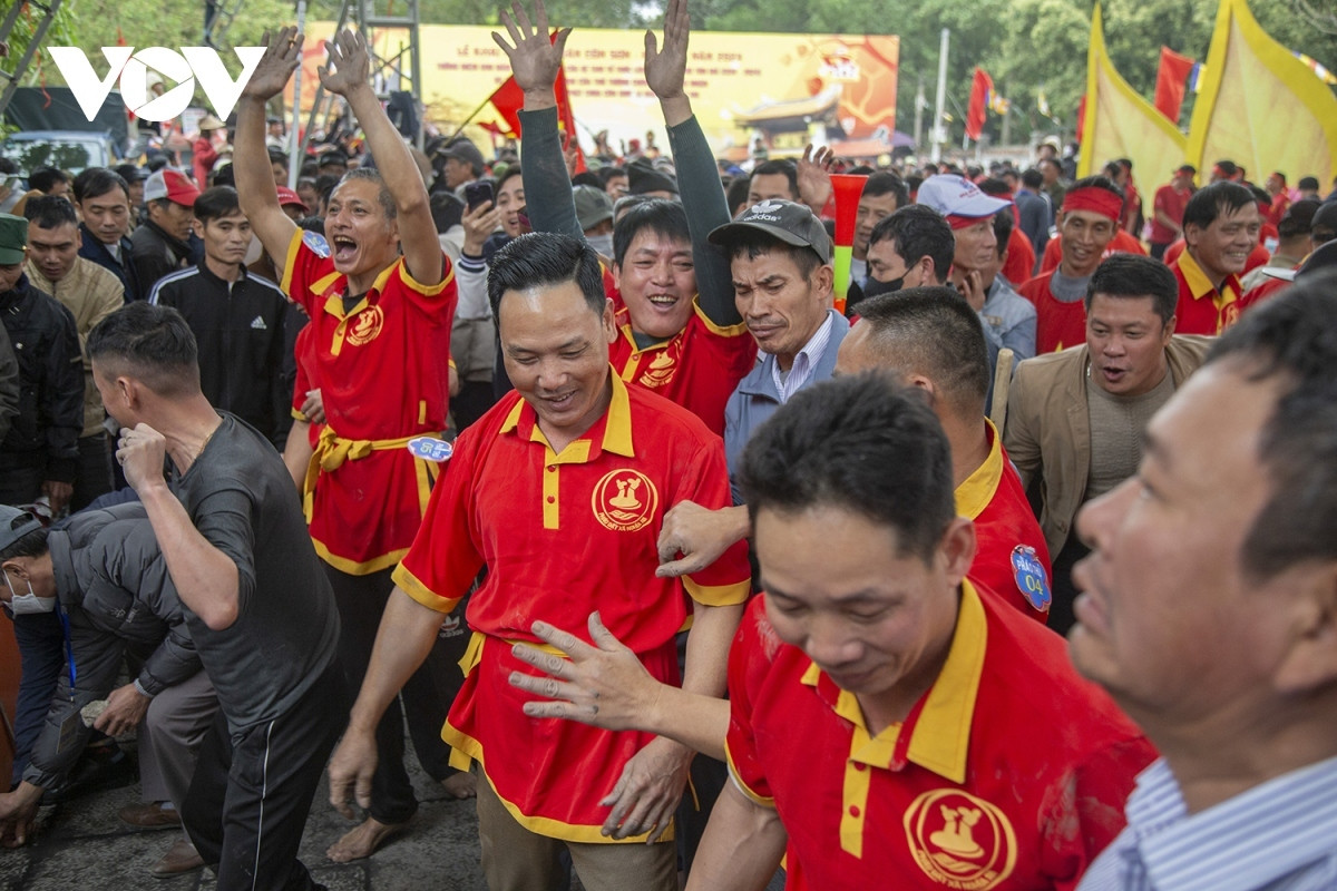over 200 makers join unique clay firecracker festival in hai duong picture 12