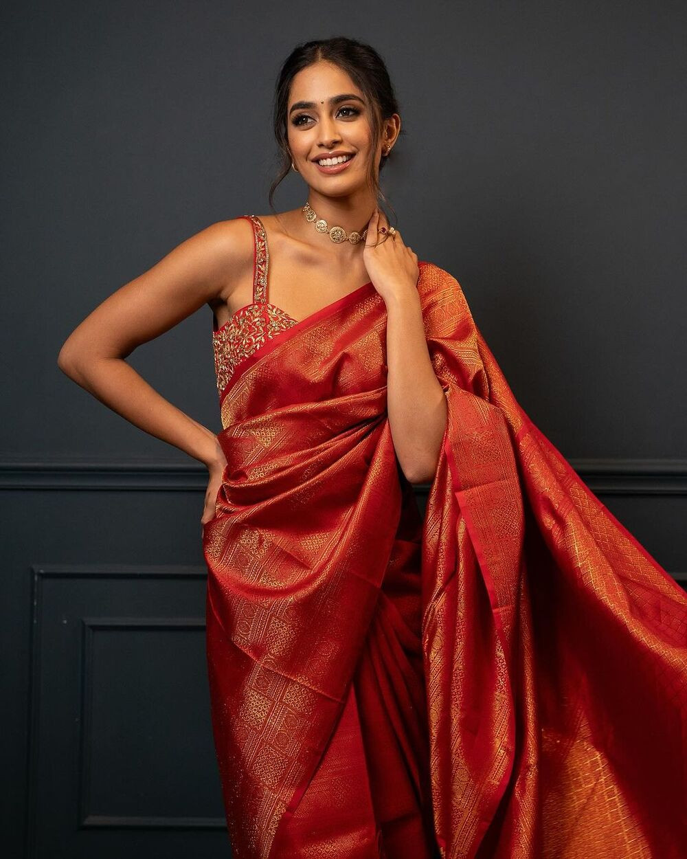 View - Mỹ nhân Ấn Độ cao 1,77m, mắt tròn xoe, kiều diễm như ‘nữ thần’ ở Miss World 2023
