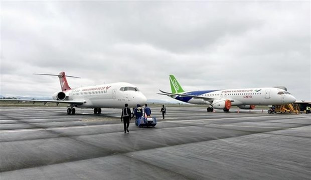 Comac Airshow makes debut in Vietnam hinh anh 1