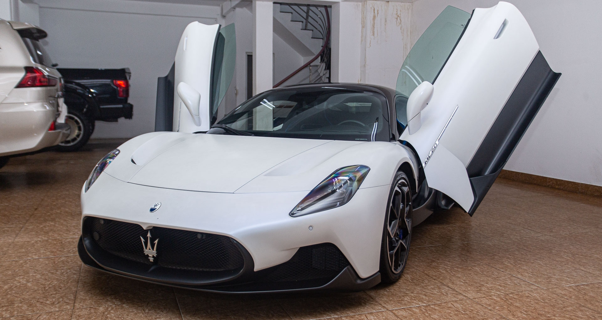 View - Giá xe Maserati MC20 nhập tư hạ gần 3 tỷ dù chưa ra biển số