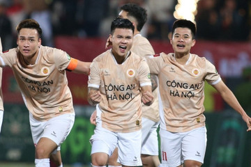 Quang Hải ghi bàn thứ 4 ở V-League 2024, HLV Kiatisuk chỉ 'bí kíp hồi sinh'