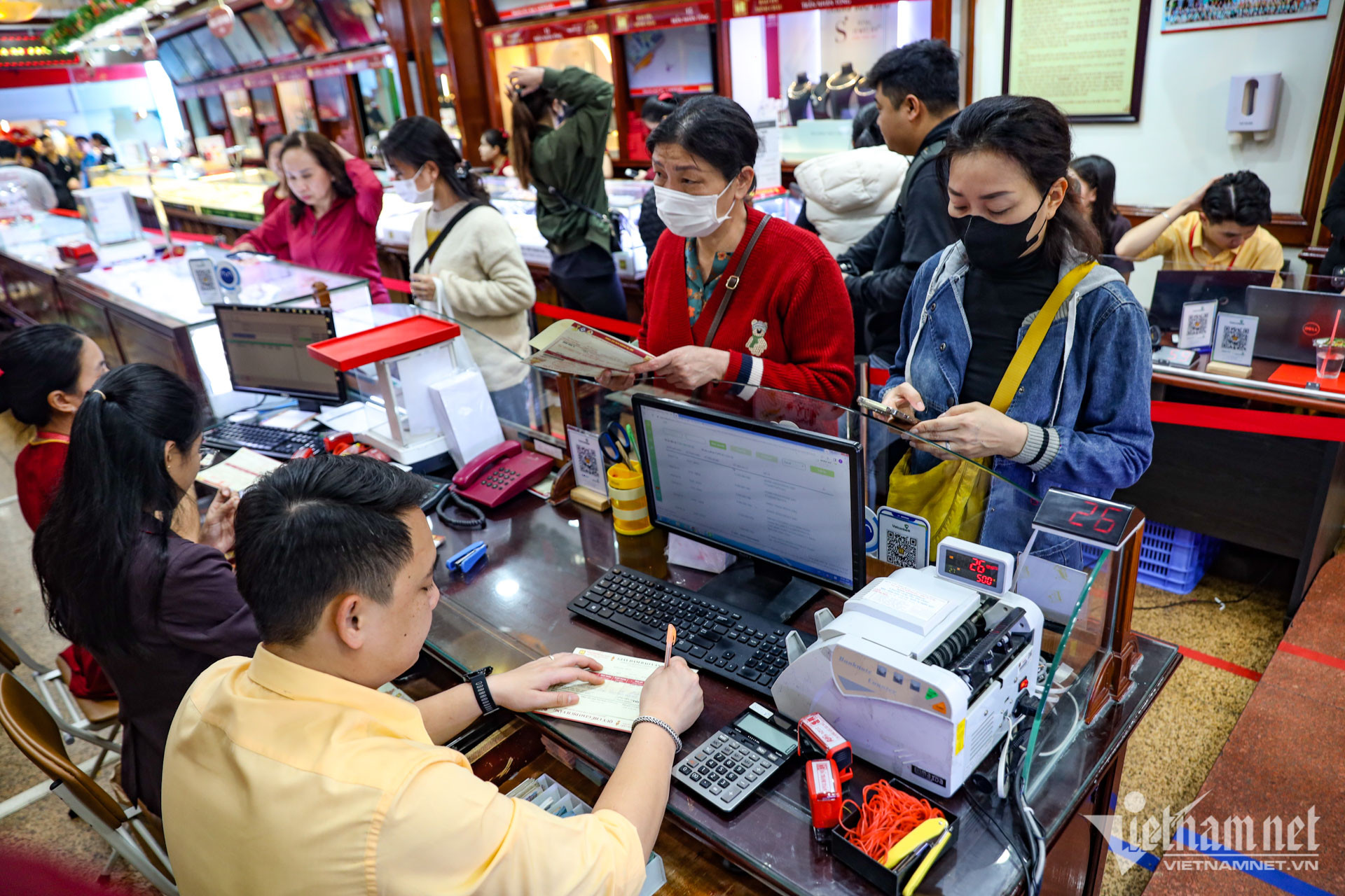 vang chi hieu 62.jpg