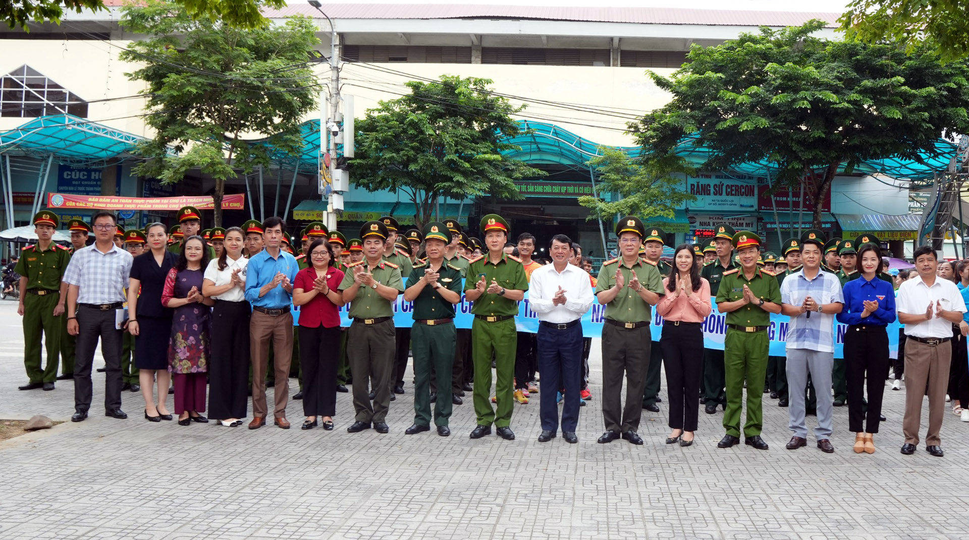 z4537299270878 1370220d16d4f5553562eebc961176de.jpg