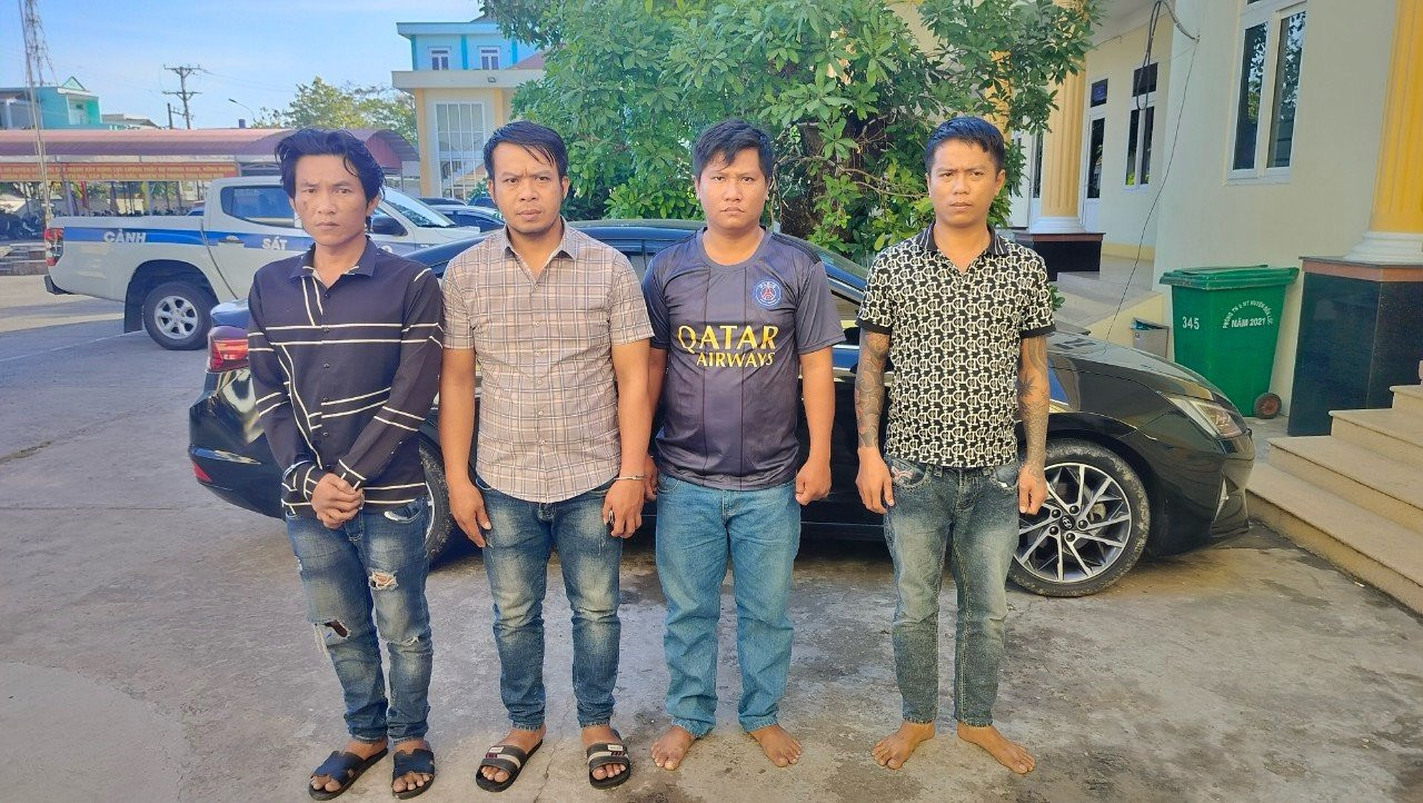 z5200041346668 6e337e0c76d6957f35e595878e7c2885.jpg