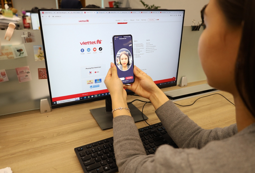 Giải pháp ngăn chặn nguy cơ giả mạo khi xác thực danh tính