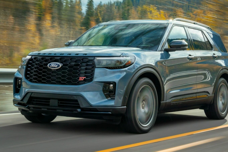 Ford Explorer 2025 có chút thay đổi diện mạo, không còn bản hybrid