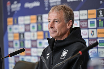 HLV Klinsmann nói về khoảnh khắc Son Heung-min đưa Hàn Quốc vào bán kết