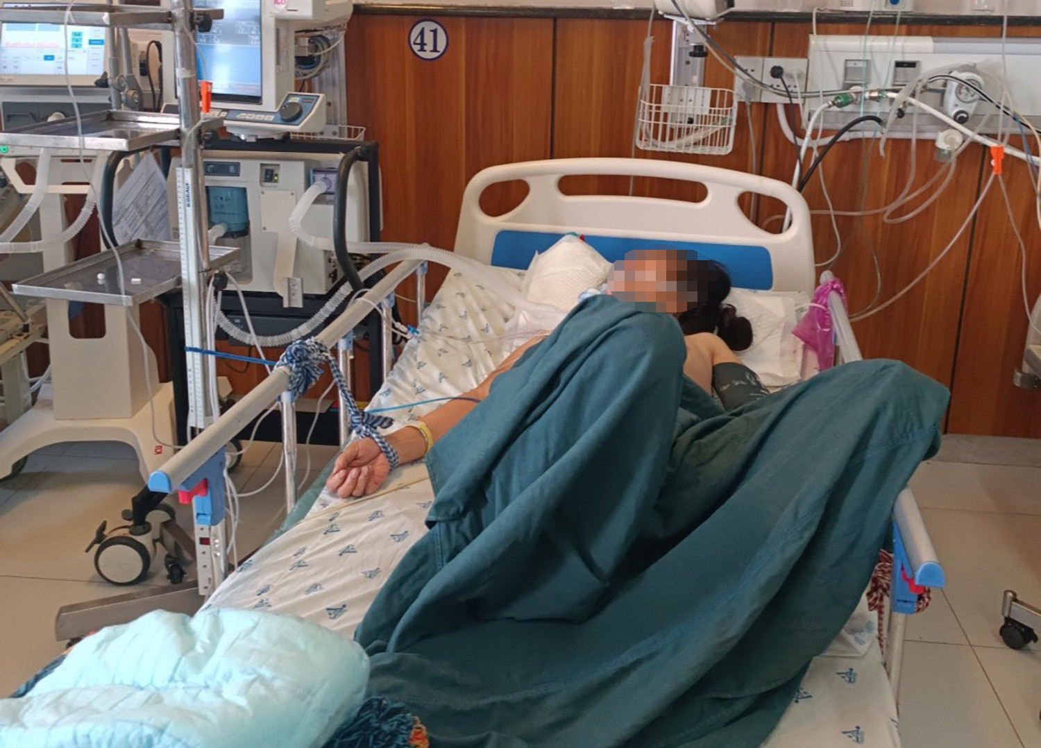 ngo doc khi than.jpg