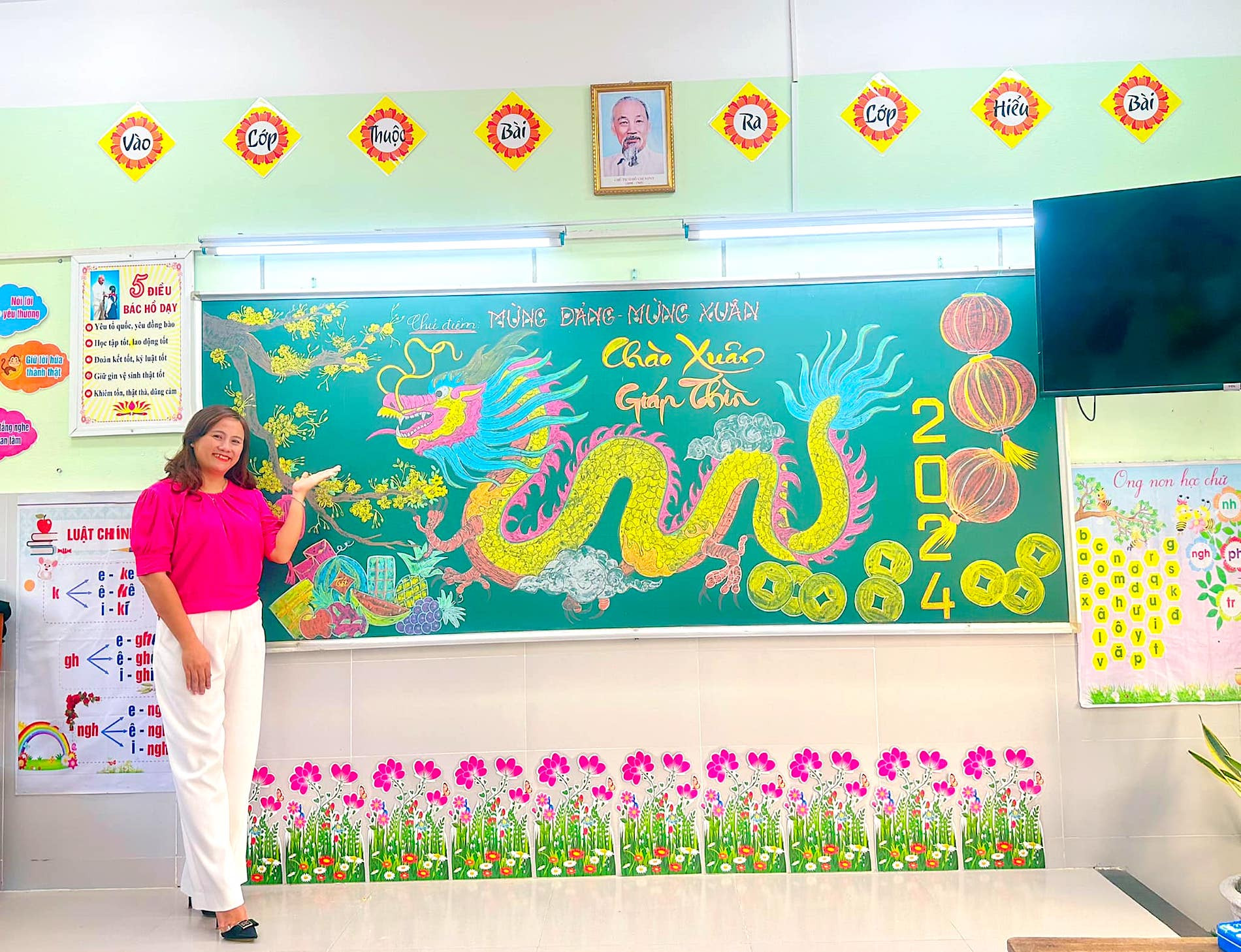 tranh tren bang 2.jpeg