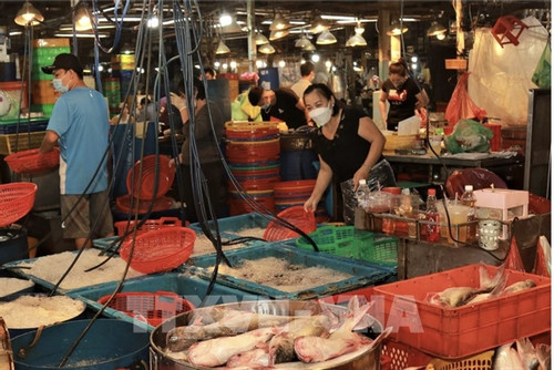 HCM City tightens food monitoring as Tet approaches