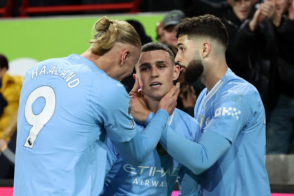 Kết quả bóng đá hôm nay 6/2/2024: Man City ngược dòng, Roma thắng to