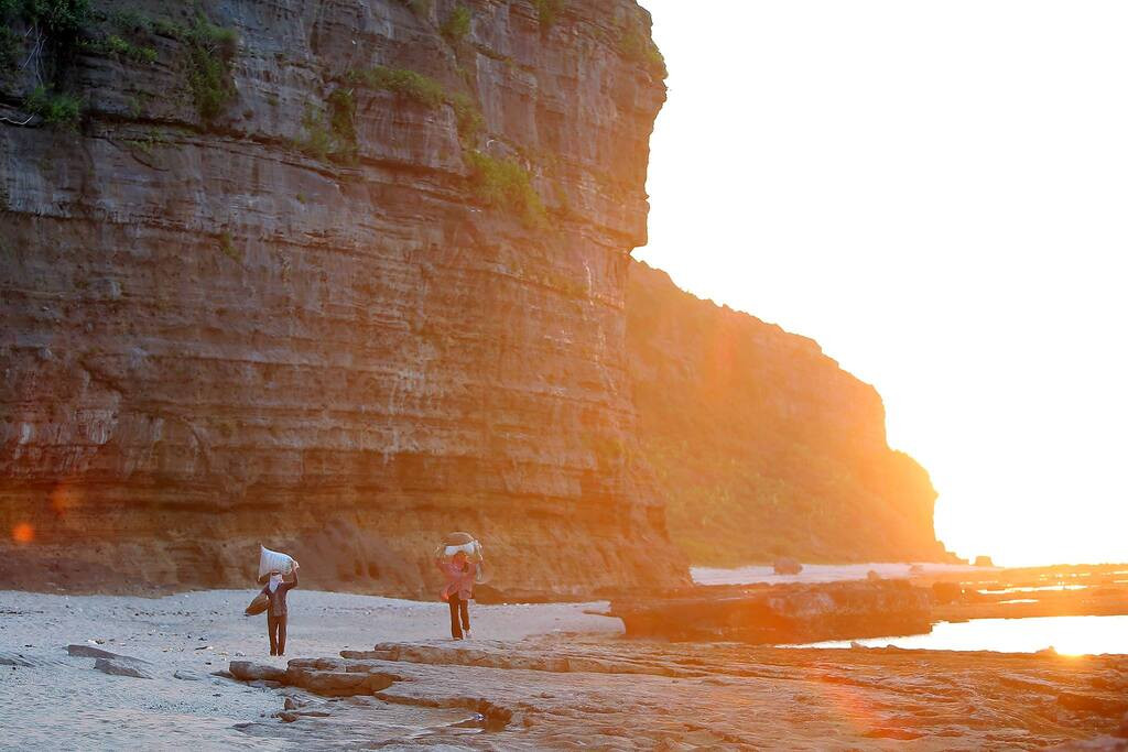 mot goc hang cau 1.jpg