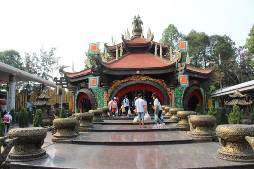 QUỐC TỔ HÙNG VƯƠNG